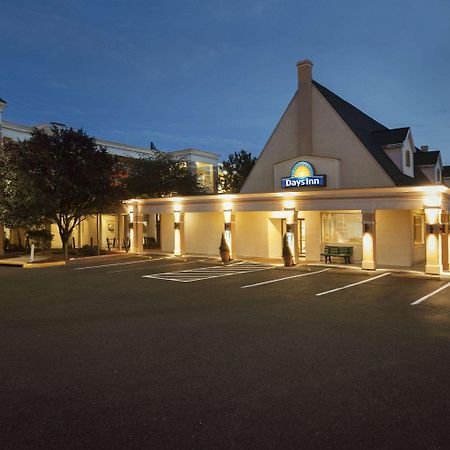 Days Inn By Wyndham Westend Alexandria,Va Washington Dc Area Exterior photo